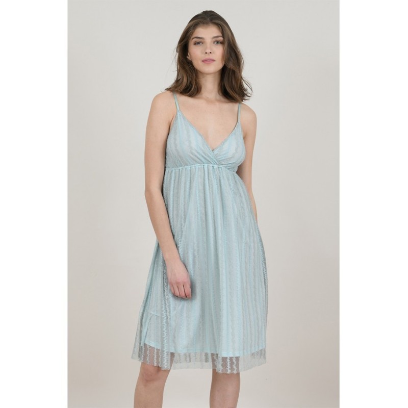 VESTIDO DE TIRANTES, EN TELA VAPOROSA