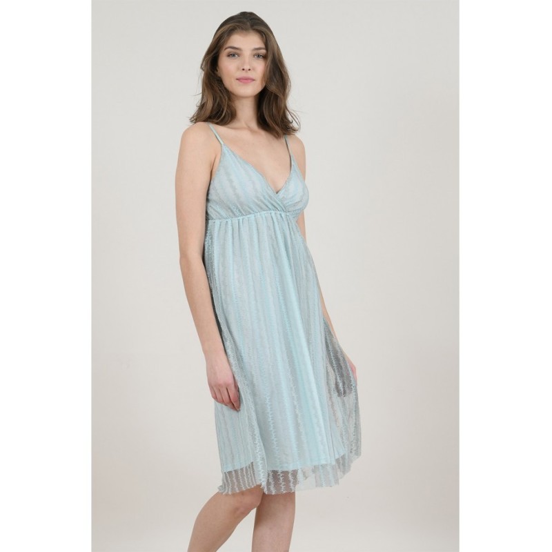 VESTIDO DE TIRANTES, EN TELA VAPOROSA