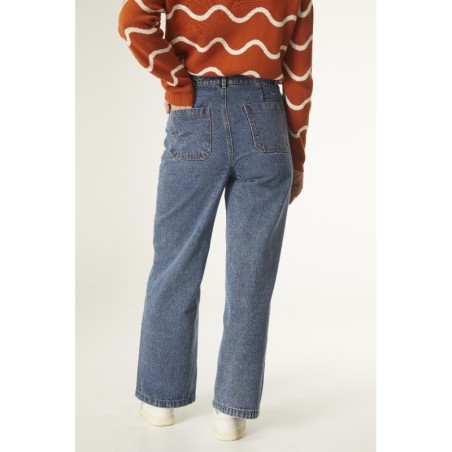 PANTALÓN VAQUERO RECTO CON CINCO BOLSILLOS