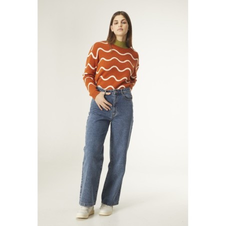 PANTALÓN VAQUERO RECTO CON CINCO BOLSILLOS