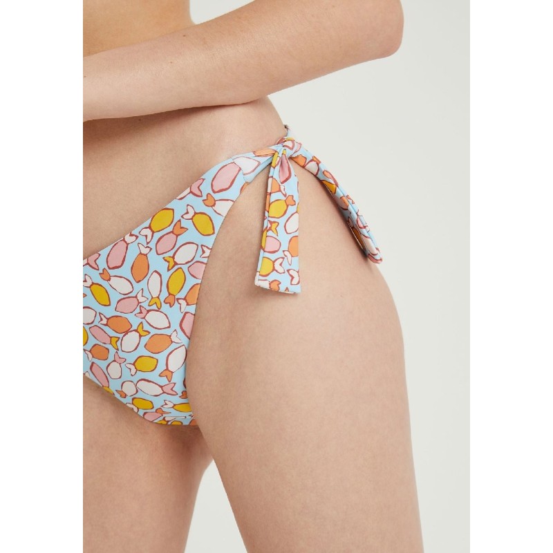 BRAGUITA CLÁSICA DE BIKINI CON LAZADA Y ANIMAL PRINT.