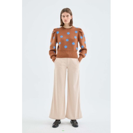 PANTALÓN DE PANA DE TIRO ALTO.