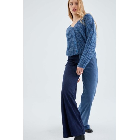 PANTALÓN LARGO EN PANA DE TIRO ALTO BICOLOR.