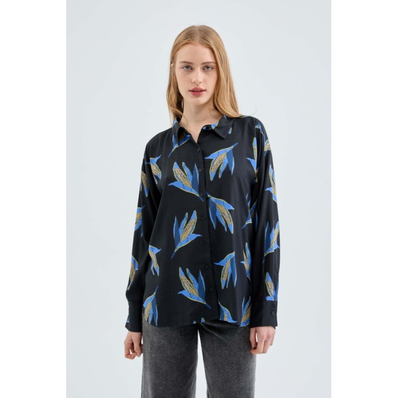 CAMISA EN VISCOSA LENZING"ECOVERO"CON ESTAMPADO DE MAZORCA.