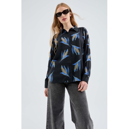 CAMISA EN VISCOSA LENZING"ECOVERO"CON ESTAMPADO DE MAZORCA.