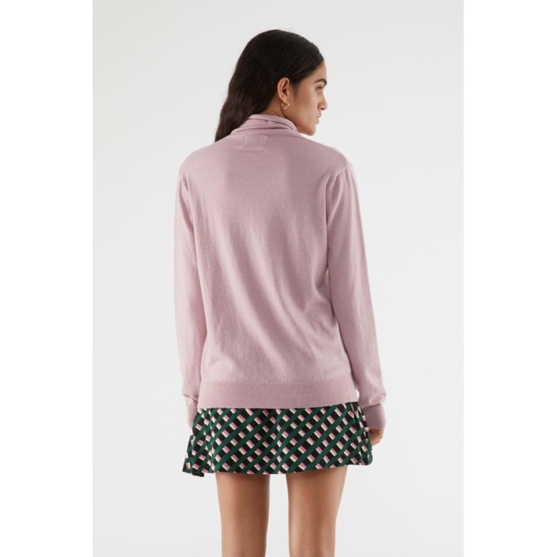 JERSEY DE PUNTO FINO CON CUELLO ALTO.