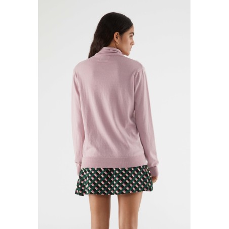 JERSEY DE PUNTO FINO CON CUELLO ALTO.