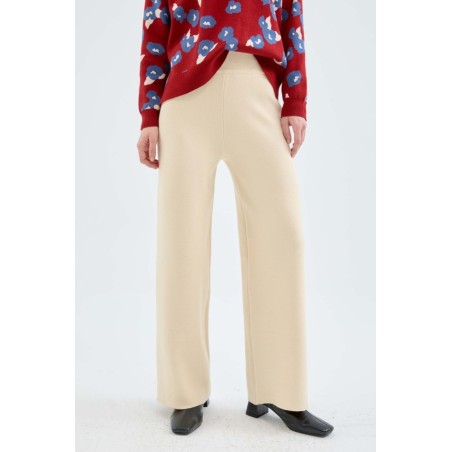 PANTALÓN LARGO RECTO DE PUNTO.