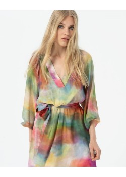 VESTIDO MIDI OVERSIZE CON CINTURÓN ESTAMPADO. 2