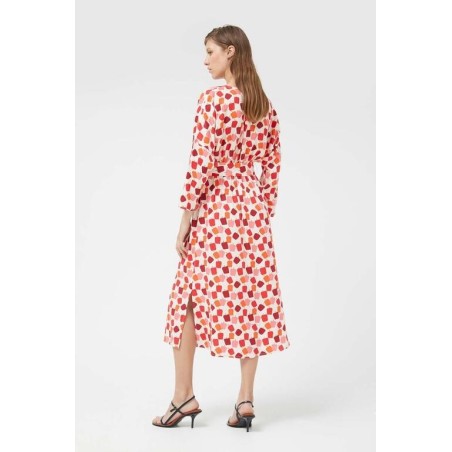 VESTIDO MIDI ESTAMPADO PIMIENTOS.