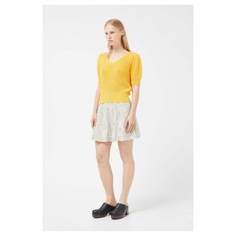 FALDA CORTA FLORAL MARGARITAS.