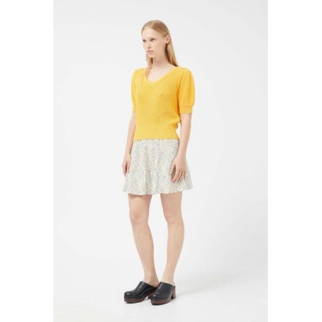 FALDA CORTA FLORAL MARGARITAS.