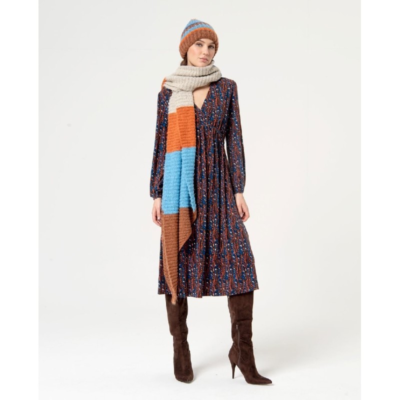 Bufanda de punto a rayas