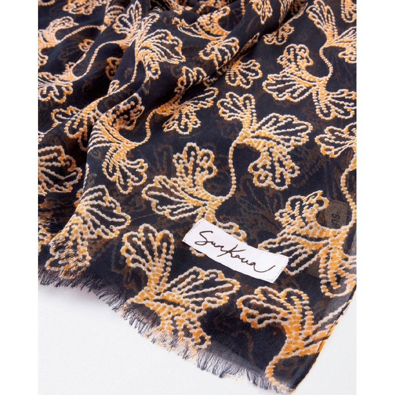 PAÑUELO ESTAMPADO FLORES PUNTOS