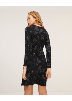 VESTIDO CORTO CON ESCOTE EN V Y FRUNCES,NEGRO. 2