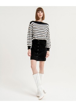 Mini falda con bolsillos plastrón. 2