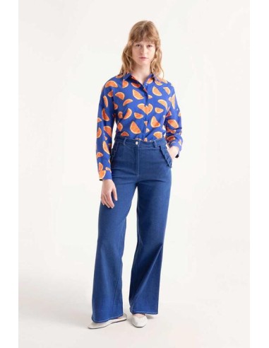 CAMISA FLUIDA ESTAMPADO DE PÓMELOS.