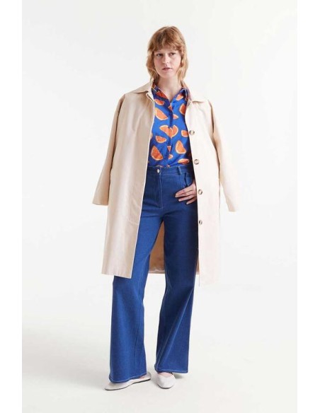 CAMISA FLUIDA ESTAMPADO DE PÓMELOS.