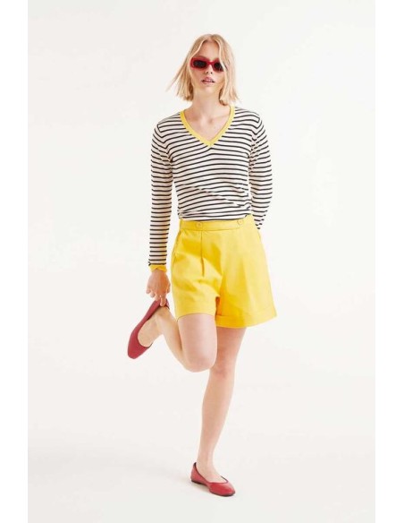 JERSEY DE PUNTO,CUELLO PICO DE RAYAS.