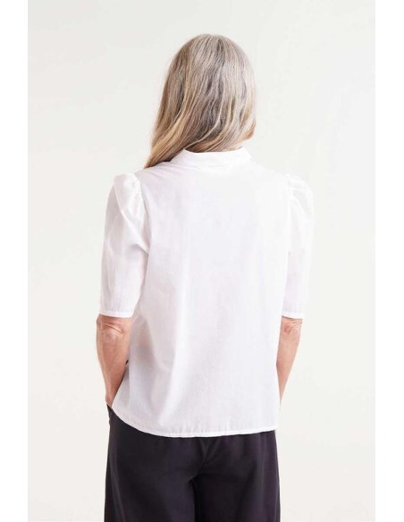 CAMISA MANGA CORTA,ESTAMPADO SAFARI.