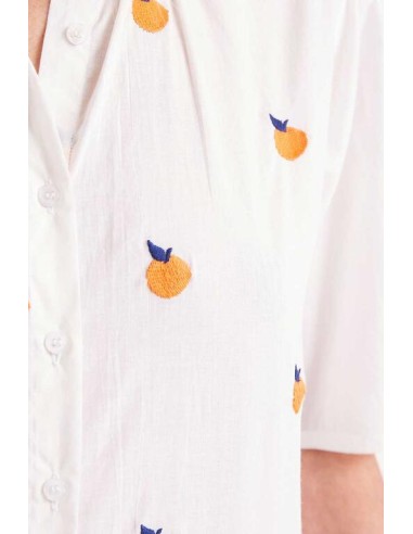 CAMISA MANGA CORTA ESTAMPADO DE NARANJAS.