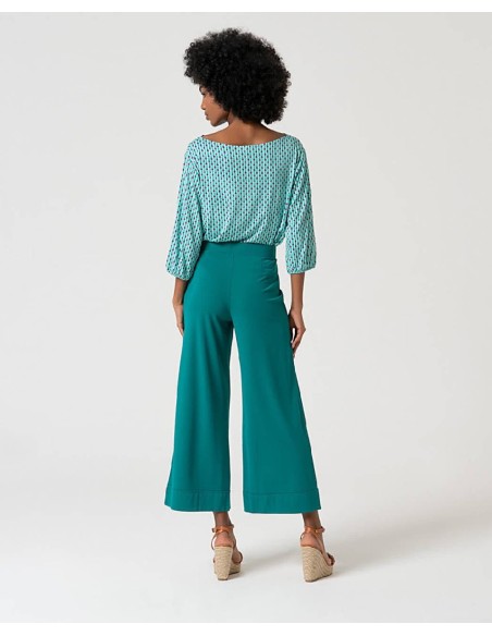 PANTALÓN RECTO CROPPED.