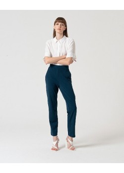 PANTALÓN RECTO TIPO PITILLO.