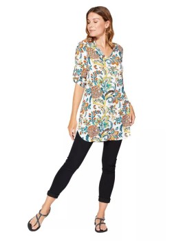 TÚNICA ESTAMPADA CON MANGA.