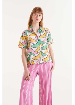 CAMISA ESTAMPADO BÁNANA.