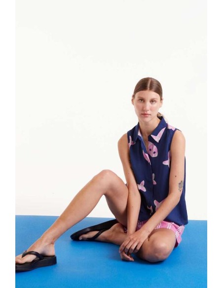 CAMISA RAYÓN LENZING "ECOVERO"CON ESTAMPADO EUREKA.