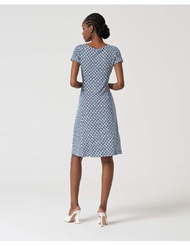 VESTIDO MIDI CON VUELO Y CUELLO BARCA.