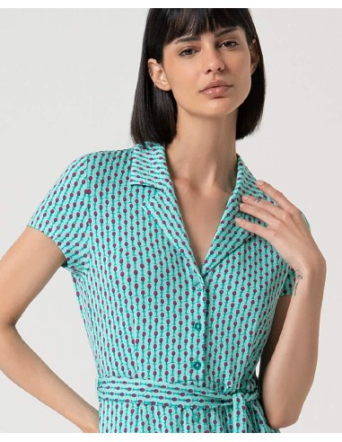 VESTIDO ELÁSTICO CAMISERO ESTAMPADO.