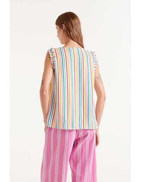 TOP CON ESTAMPADO DE RAYAS COLORES Y CON TIRANTES CON VOLANTE.