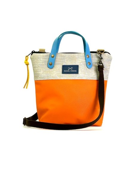 BANDOLERA MINI IMPERMEABLE CON ASAS.