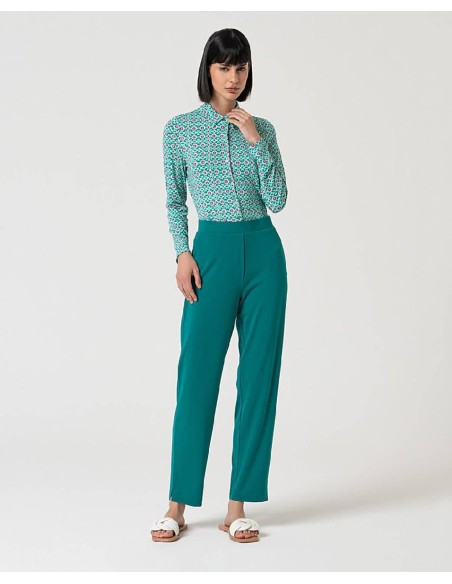 PANTALÓN RECTO TIPO PITILLO.