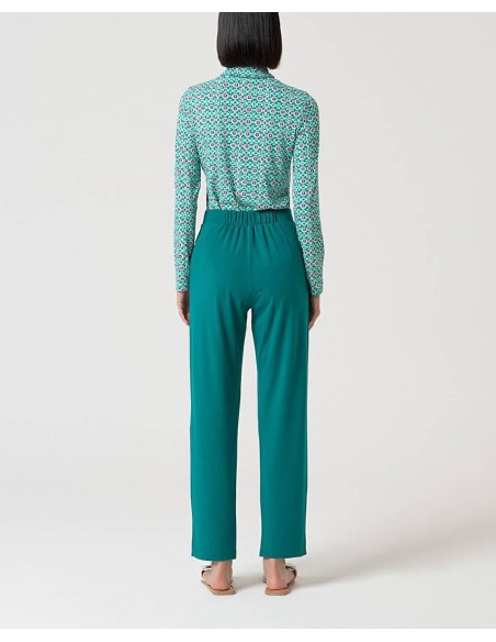 PANTALÓN RECTO TIPO PITILLO.