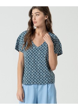 CAMISETA MANGA CORTA,ESCOTE PICO.