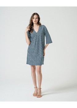 VESTIDO ESCOTE PICO CON MANGA ACAMPANADA.