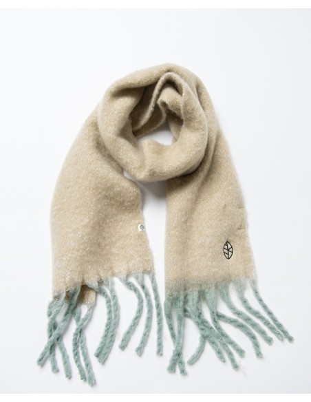 BUZANDA  PLANA Y MULLIDA CON FLECOS.