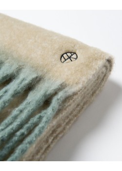 BUZANDA  PLANA Y MULLIDA CON FLECOS. 2