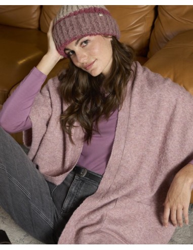 GORRO TRICOTADO CON VUELTA MODULABLE DE RAYAS.