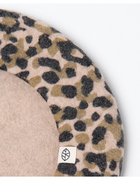 BOINA DE LANA ESTAMPADA.