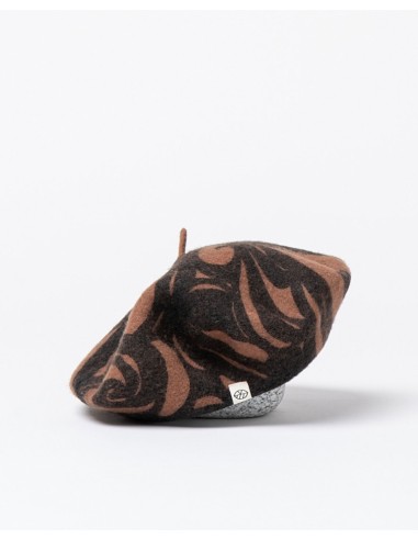 BOINA ESTAMPADA DE LANA.