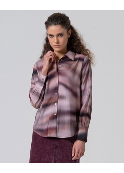 CAMISA FLUIDA DE CORTE CLÁSICO.