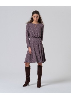 FALDA ESTAMPADP GRÁFICO,LARGO A RODILLA.