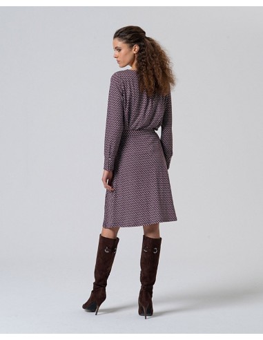 FALDA ESTAMPADP GRÁFICO,LARGO A RODILLA.