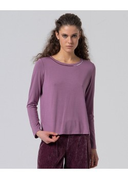 CAMISETA CUELLO REDONDO DE VISCOSA BAMBÚ.