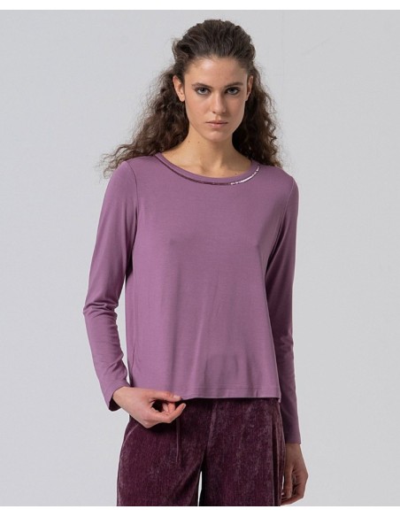 CAMISETA CUELLO REDONDO DE VISCOSA BAMBÚ.