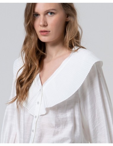 CAMISA CON CUELLO BABYDOLL XL.