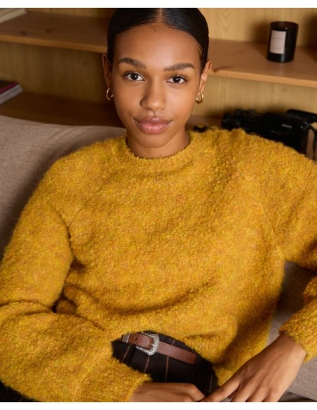 JERSEY CUELLO REDONDO,MANGA RANGLÁN ABULLONADA.